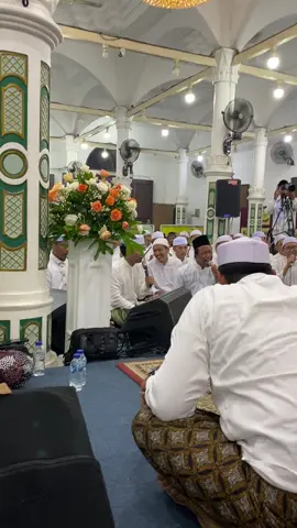 Para maestronya jatim @fandy iraOne @Cak.Ozy @isroqinurmuhammad  #kanzussholawat #majelissholawat #azzahirpekalongan #sholawat #fyp #foryou #habibluthfibinyahya #babulmusthofapekalongan #azzahir #banjari #banjaristory 