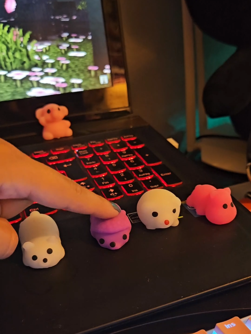 These squishy toys are perfect as cute desk decor or as sensory toys to relax 😌✨️ PS. Use code afg14978 on the Temu App to get a discount (New and reinstalled users only) #temufinds #temuhaul #kawaii #kawaiiaesthetic #kawaiigirl #squishy #squishytoy #sensoryplay 