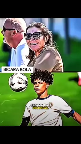 moment Cristiano JR panggilan pertama dari negara vs ayahnya Ronaldo #fyp #trending #reelsfb #reels #sepakbola #cristianoronaldo #lionelmessi #juventus #arsenal #chelsea #PremierLeague #ligachampions #seriA #barcelonafc #realmadrid #manchesterunited #fctwente  #timnasindonesia #manchestercity #liverpool #bundesliga #trendingbola #laliga 