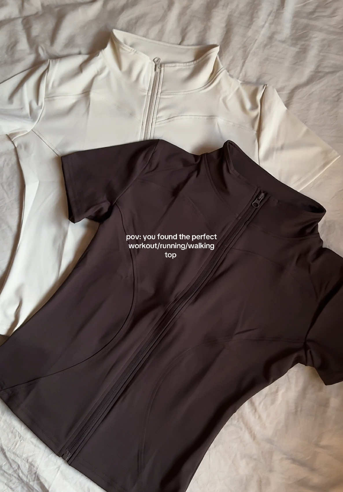 got myself this cute workout top — another motivation to keep walking and getting those steps haha 🤎💫 #workoutoutfit #exerciseoutfit #walking #workoutmotivation 