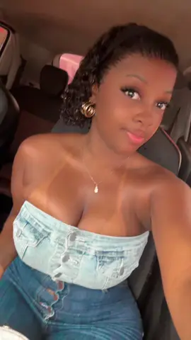 indo no almoço 😘😘😘#portugal🇵🇹 #brasil🇧🇷 #viral_video #moçambique🇲🇿 #foryoupage #angola🇦🇴