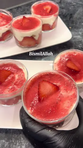 ###pourtoi ####recette ####recettesimple ####pourtoipage ####recettesimpleetrapide ####Ramadan ####foruyou ####fouryou ####foryoupage❤️❤️ ####legumes ####fruit ####fruits ####tik_tok #bonappetit ####gateau ####fraise 