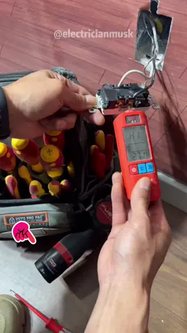 Un instrumento de inspección de línea imprescindible para los electricistas#tool #sparky #tiktokshop #electricianlife #electricians #electriciansoftiktok 