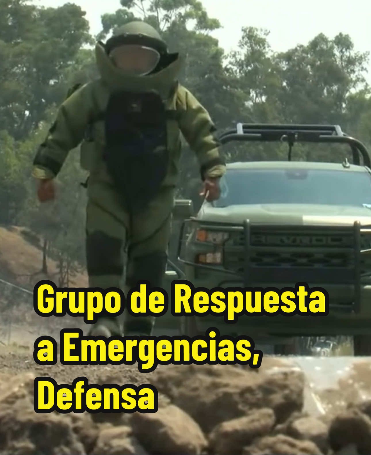 El Grupo de Respuesta a Emergencias es el encargado de desactivar artefactos explosivos improvisados. Esto es parte de su trabajo en conjunto.  Nota hecha para: @UnoTV  #defensa #sedena #militares #bomba #ejercito #ejercitomexicano #seguridad #unotv 