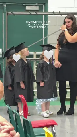 I was okay until her teacher started 😭😭😭 then I couldn’t stop