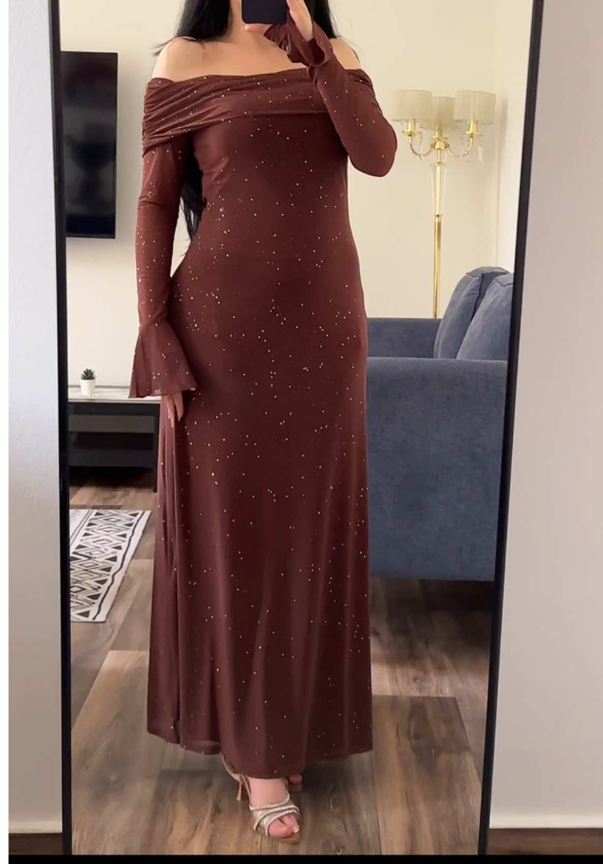 الفستان من @SHEIN_AR_Official  كود الخصم Mimi4 #sheinarabia #sheineid #shein #style #فساتين_فخمه #dress #فستان_العيد #تنسيقات_شي_ان 
