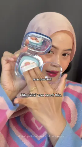 ini ajaib kahh? teksturenya kl dipegang cream jelly gt tp pas kena kulit lgsg jd powderyyy gongg #bedakbiru #settingpowder #jellysettingpowder #maysoo #meisu #settingcream #makeup #fyp #makeupsetting 