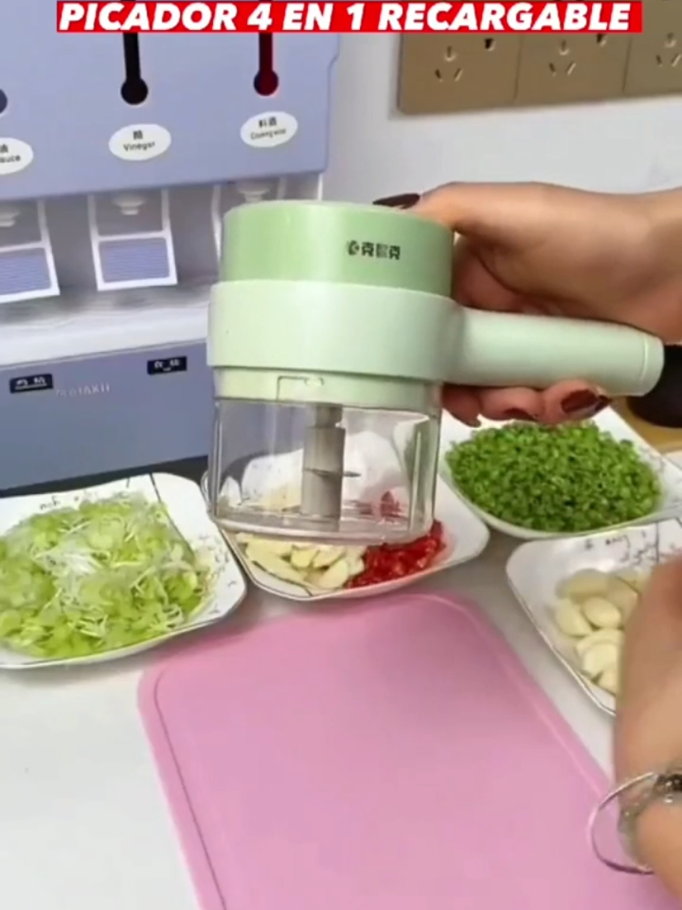 Petit appareil de cuisine, couper les légumes est très pratique Numéro en bio de profil  #cuisine #utiles #cuisinefacile  #cadeau #pratique #maman 
