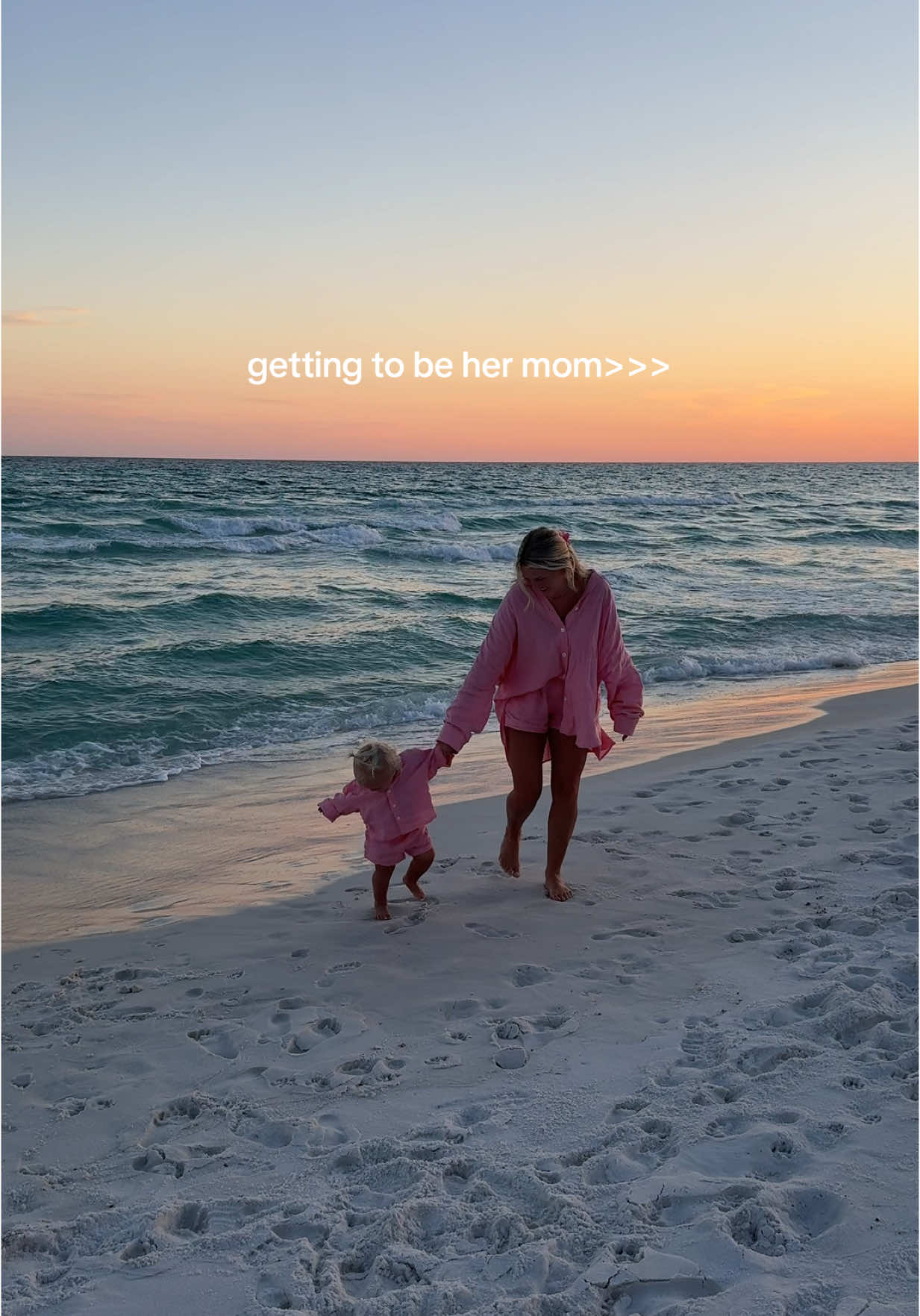 being her mom is the best thing ever 🥹🥹🥹 #babyfever #15monthsold #toddlergirls #momlife #babyandmommy #babygirl 