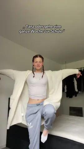 Dieser eine Arzt der dich immer krankschreibt selbst wenn du gesund bist #viral #fypageシ #goviral #fürdich 