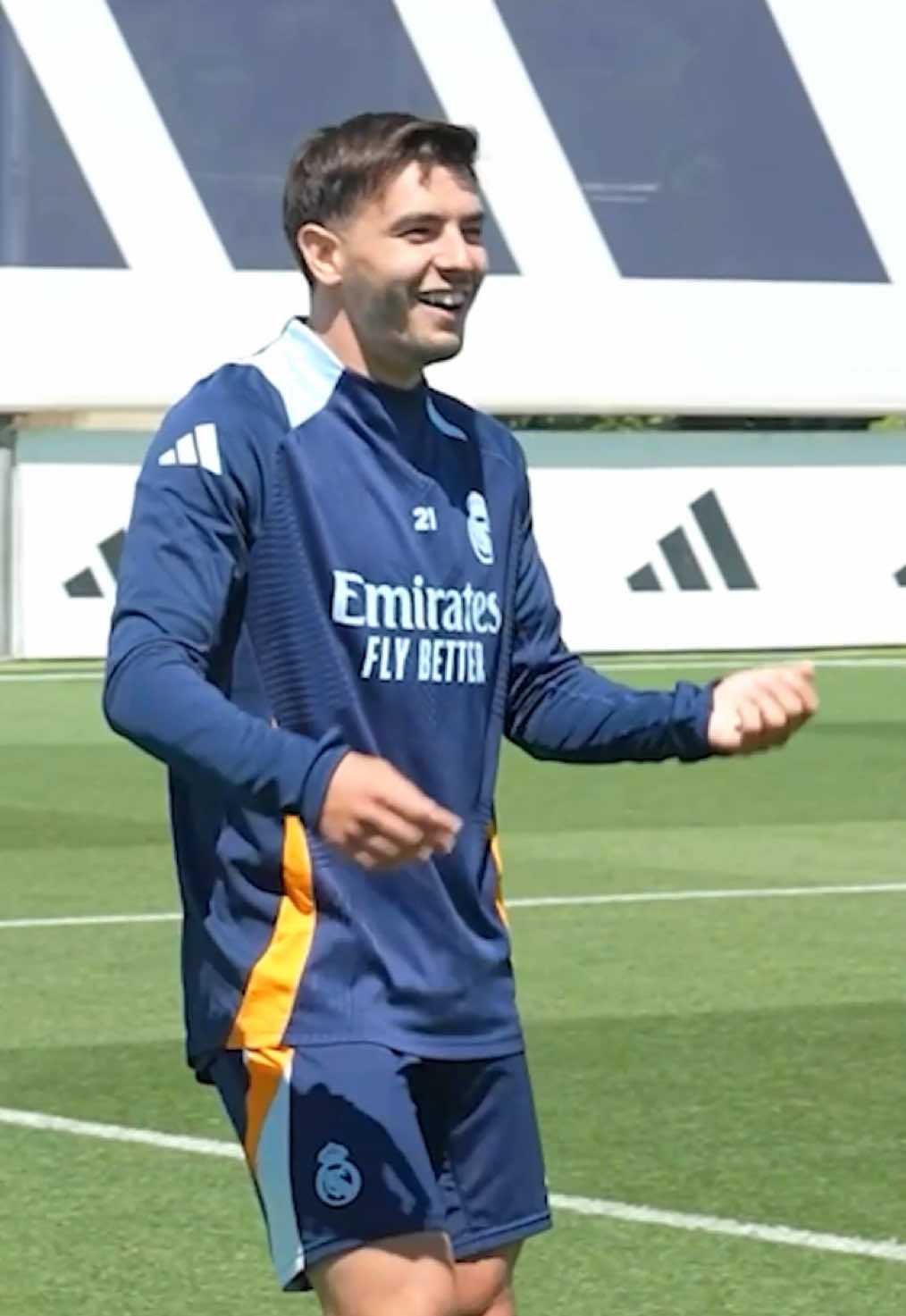 🤷‍♂️ @Brahim Díaz 🤷‍♂️ #RealMadrid #RMCity 