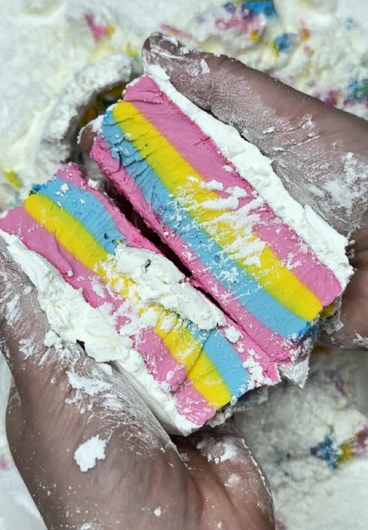 🩷🩵💛🩷 #asmr #asmrvideo #melodyasmr #cornstarch#relaxing #relaxingvideos #satisfyingvideos