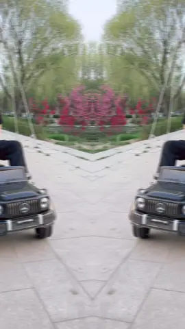Xe g63 cho bé