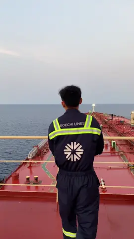 nama nya juga remaja #pelautindonesia #storypelaut #pelautmuda🚢⚓ #pelautpunyacerita #pelayaran #pelayaran #pelautbatak #mieayam #CapCut 
