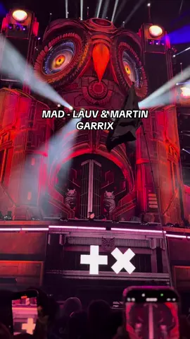 @Martin Garrix @LAUV - MAD 💕✨ #EDC2025 #EDCLasVegas #LAUV #MartinGarrix #edc #kineticfield #edm #edmtiktok #house 