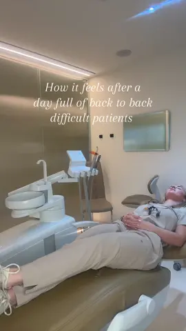 It gets like that sometimes😂😅 #fyp #dentistry #dentaltherapist #dentist #dentalhygiene #dentalhygienist #dental #dentalstudent #dentalschool #goviral #teeth #healthcare 