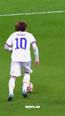 modricc#realmadrid #lukamodric #fyp #viralvideo #fypage #edit #foryoupage #pass #skill 