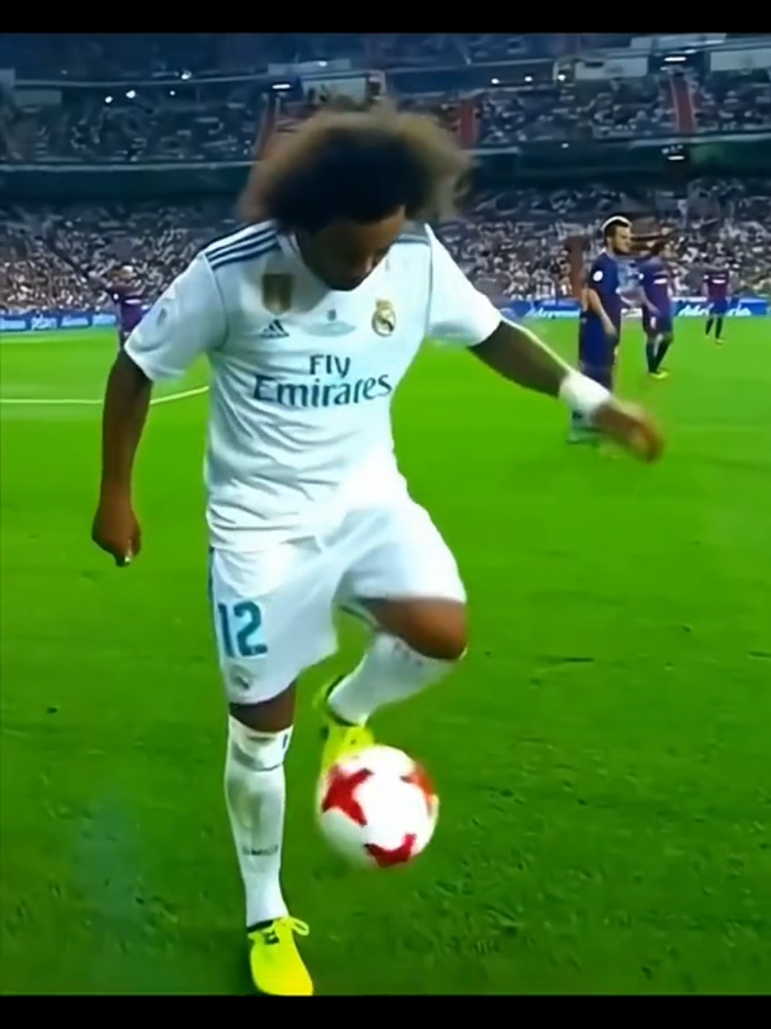 Freestyles Skills in Football 