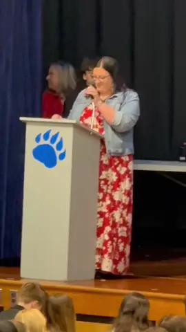 My 8th grade ceramony : My parents were recording this. @@Cheesesteak 🧀🥩Bro was the first one in this video congrats to everybody plus me