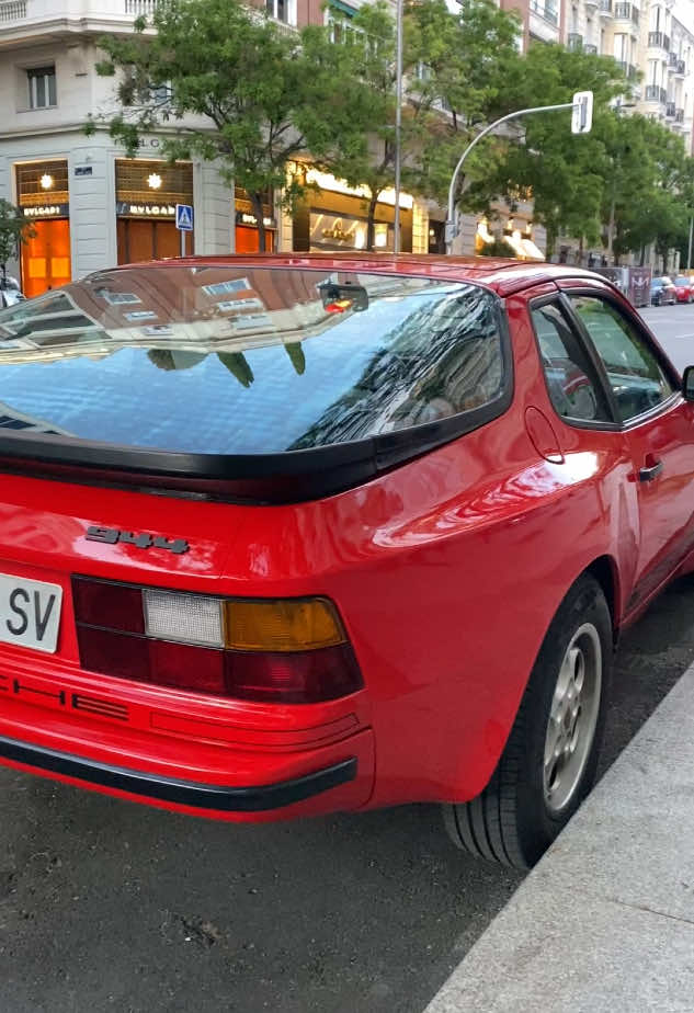 PORSCHE 944 #porsche #classiccar #porsche944 #sportscar 