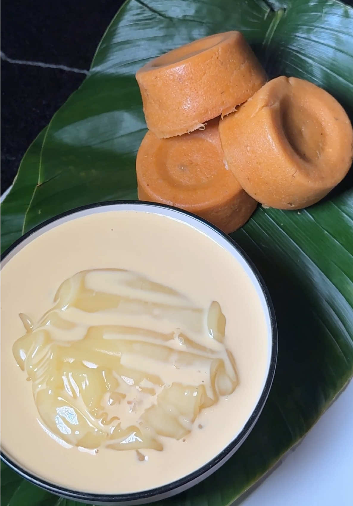 Saturday Morning Just Got Better! Our Iteora Local combo is back tomorrow morning, fresh, soulful, and made with love. Moi Moi + Pap with creamy liquid milk on top =  ₦10,000 Akara/Bread + Pap with liquid milk = ₦10,000 This combo is strictly for the lovers of that proper mama-style Saturday morning bliss. We do this every Saturday at Iteora and slots fill up fast. Book now for tomorrow morning: 09070714274 Delivery available within Lagos. @Ite Ora #IteoraEats #Iteora #fyp 