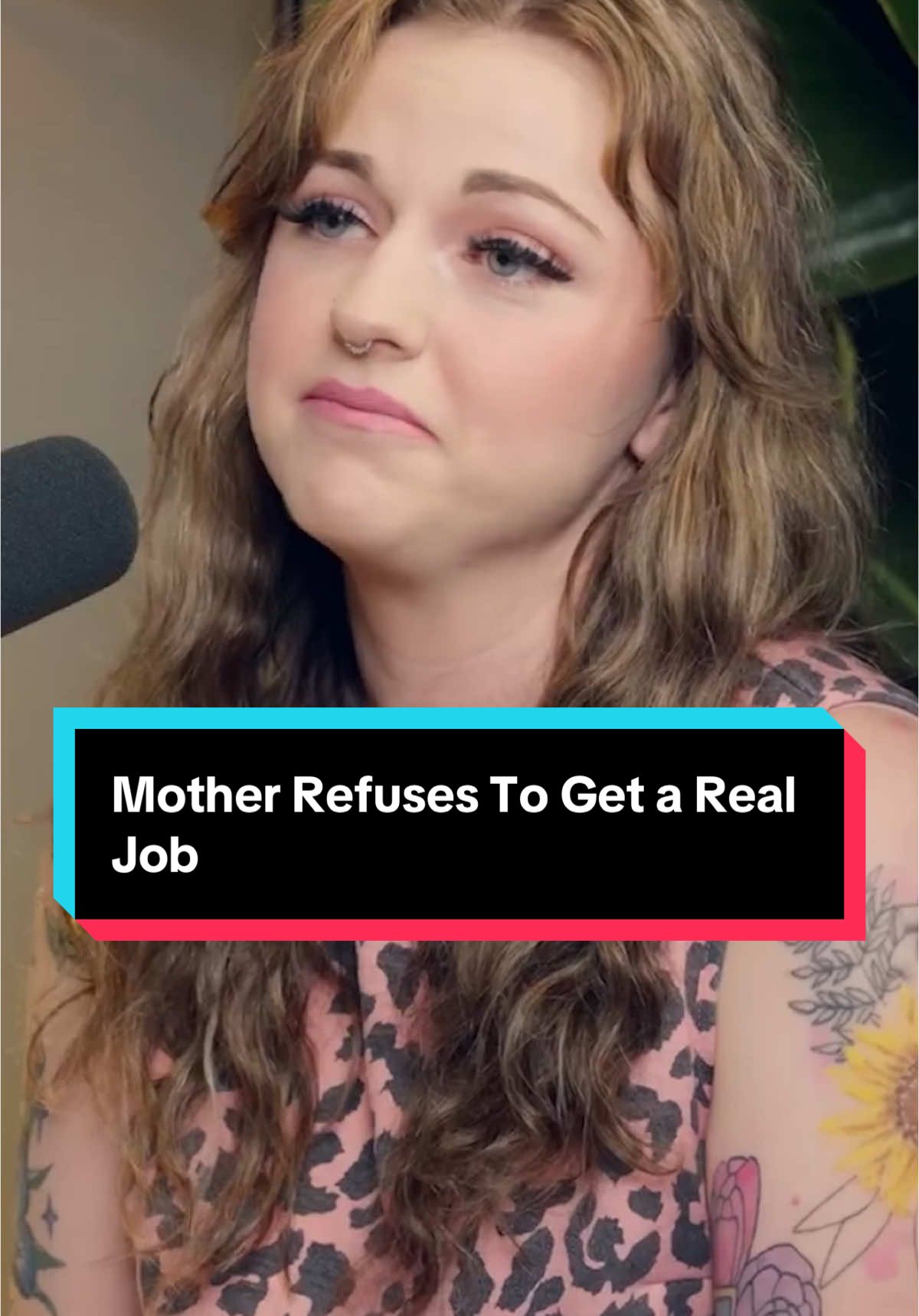 Mother Refuses To Get a Real Job #mothersoftiktok #sidehustle #realitycheck 