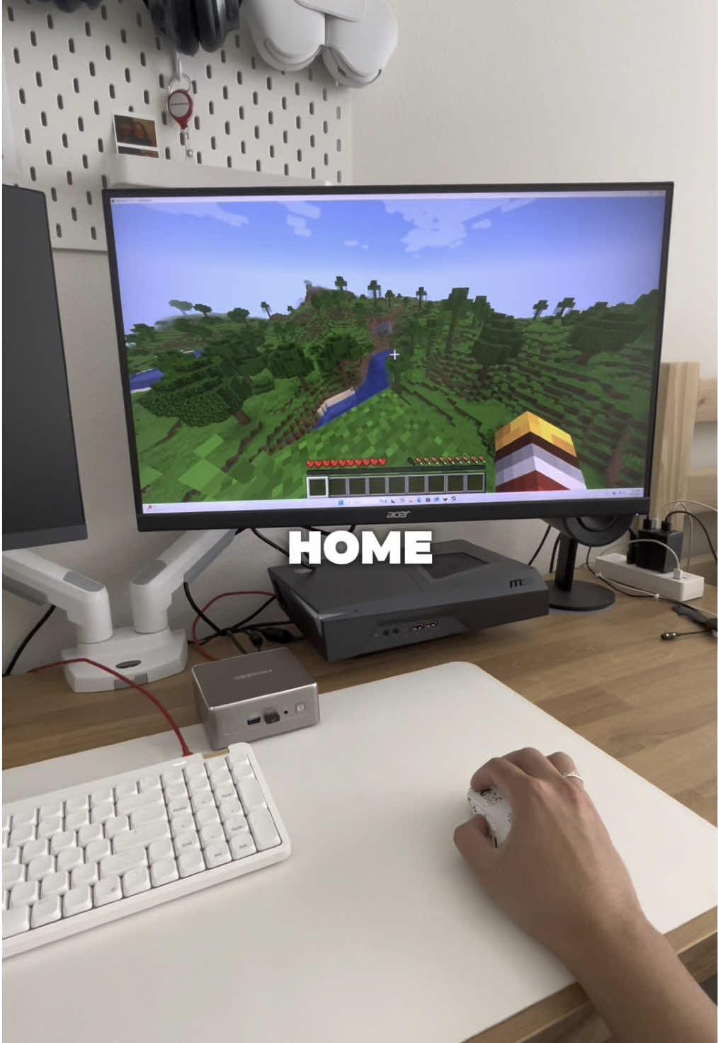 This mini pc by @GEEKOM is cost effective and packs so much power for gaming, work, or streaming ✨ @GEEKOM USA  #geekom #GEEKOMMINIPC #geekoma52025edition #MINIPC #GamingPC #GEEKOMA5 #A5 #tiktokshopcreatorpicks 