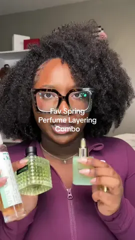 I’m obsessed with this perfume scent combo for spring! 😍 @Miim.Miic Fragrance Labs @Valentino.Beauty  #perfumetok #perfumetiktok #springperfume #perfumecombo #scentcombos #fragrancetiktok #fragrancelayering #creatorsearchinsights 