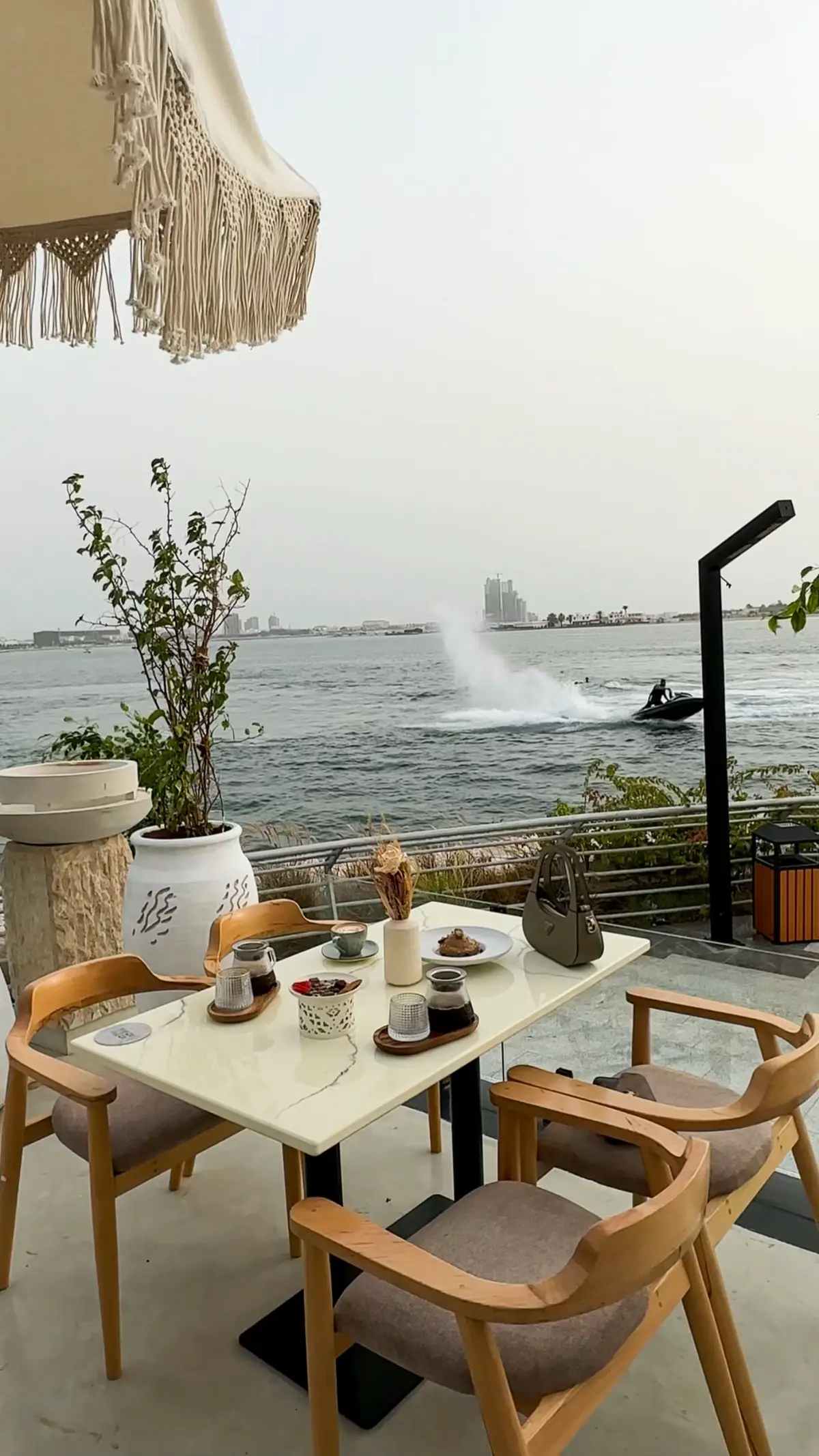 #fyp #foryou #viral #exp #jeddah #sea #لحظة_كيف #جديد_جدة #جدة_الان #كوفيهات_جده #بحر #ابحر #obhur #fypシ゚ #your_coffee 