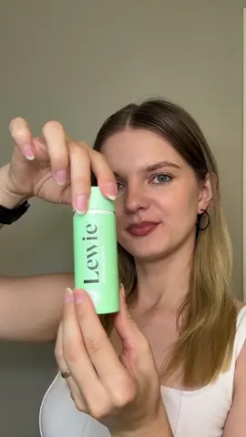 #gifted_by_GiftedByLewie Gifted by Lewie 💚 Say goodbye to traditional floss - these Lewie floss discs are my new favorite part of my oral care routine! So easy to use, mess-free, and they leave your mouth feeling super fresh. Available now on Amazon! @MyLewie  gifted by Lewie  Replace this text by your own @mylewie @mylewie.com #mylewiesmile #oralcare #mylewiesmile #oralcare