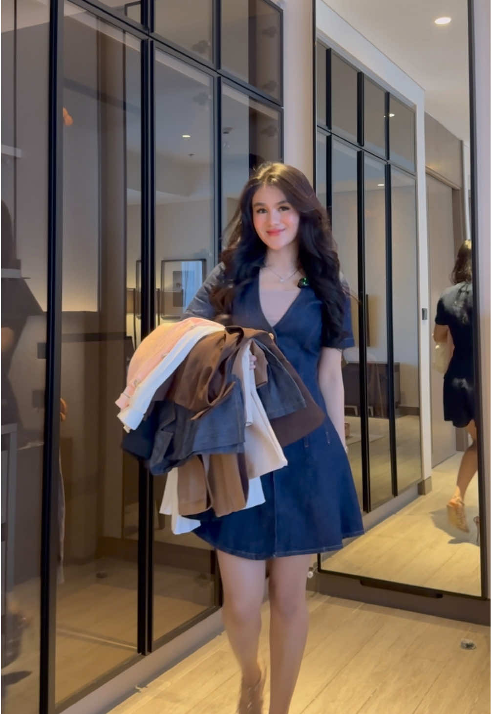 Proudly wearing local🥰 #outfitlucu #inspooutfit #localbrandindonesia #OOTD #mixnmatch #outfitideas #localbrandhaul #capsulewardrobe #top 