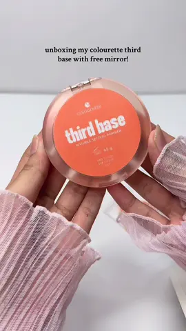 super excited to get that colourette third base, iba talaga ang qualityy may free keychain mirror pa! #colourettecosmetics #colourette #thirdbase #settingpowder #makeup @Colourette Cosmetics 