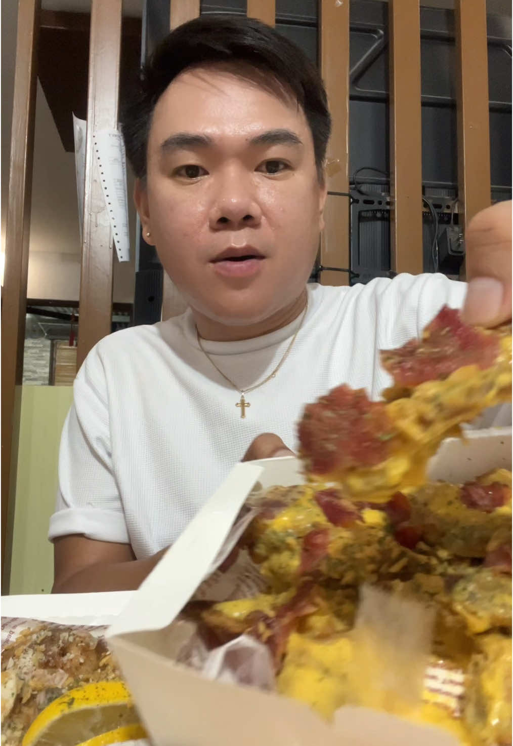 Ang sarap ng chicken nila #chickenmukbang #foryou #fyp #fypシ゚ #samyummers 
