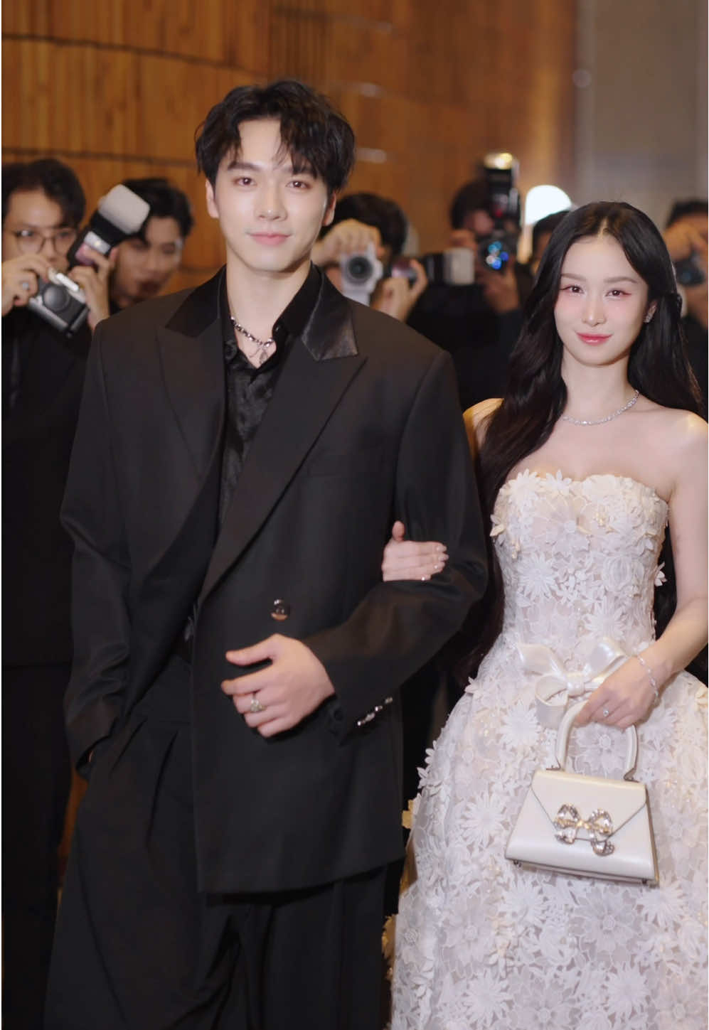 CẶP ĐÔI JUN VŨ - HẢI NAM TUYỆT ĐỐI ĐIỆN ẢNH- XUẤT HIỆN TẠI CHUNG THANH PHONG FASHION SHOW #chungthanhphong #chungthanhphongbridal #chungthanhphongfashionshow #fashionshow 