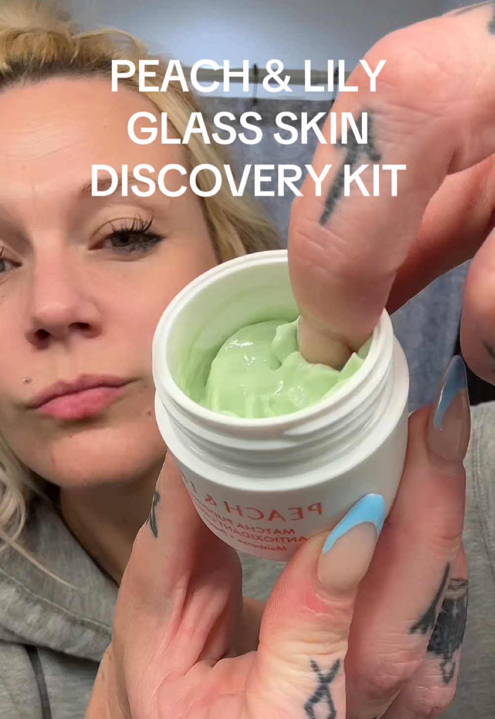 This glass skin kit gives you exactly what it says it will ✨  #glassskinroutine #youthfulglow #skincareroutinetips #skincareroutines #kskincare #peachandlily 