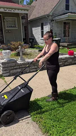 it's actually a really nice mower for the price. #mowing #lawncare #lawnmower #powersmartusa #powersmart #yardwork #tiktokshoprestock #tiktokshopcreatorpicks #tiktokshopmemorialday #spotlightfinds #creatorboostcamp #ttslevelup #ttshome #refreshyourspace #aprilmademebuyit #outdoorfun #tiktokshopsummerturnup #ifyouknowyouknow 
