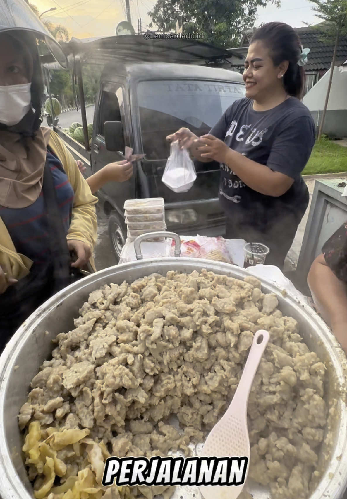 SEHARI NGANTONGI 3JUTA ‼️ 🏡 BAKSO KRIWIL MBAK RINA SEMARANG #kuliner #food #Foodie #kulinersemarang #semarang 