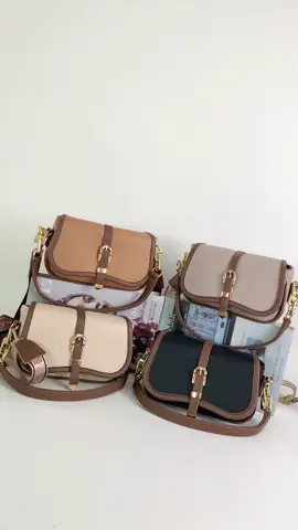 1 bag 2 look 😍 #WIBGAJIAN #BELILOKAL #tasslempangwanita #tasslempang #slingbag #dailybag #tasbahuwanita #shoulderbag #minibag 