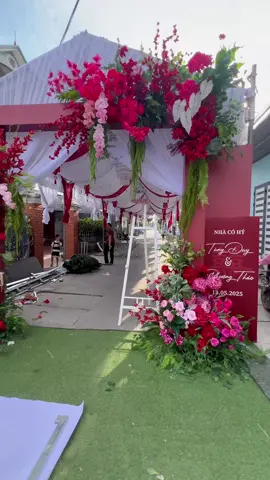 Hè dùng màu này là choáy nhất phố lun#wedding #cưới #rapdephaiduong #cuoidephaiduong #tiệccưới #cuoihoitrongoi #xuhuongcuoi #mochuongwedding 