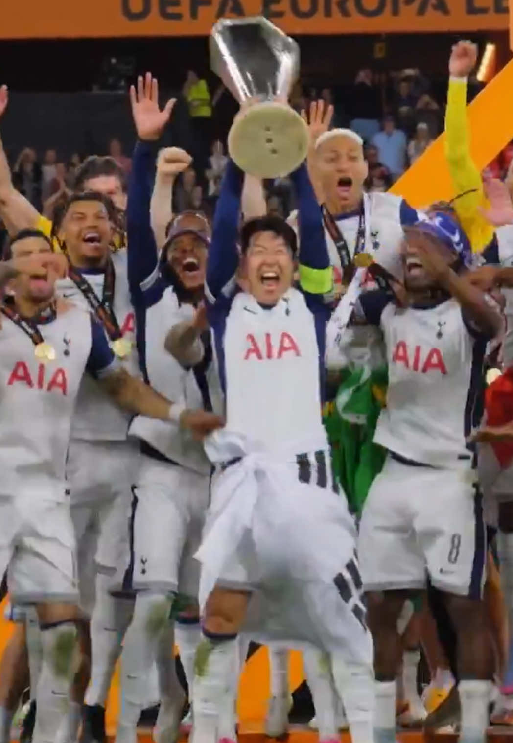 Now and forever. There’s no better feeling than this, I love my football club 🤍🏆#fyp #tiktok #tottenham #london #football #spurs #europaleague 