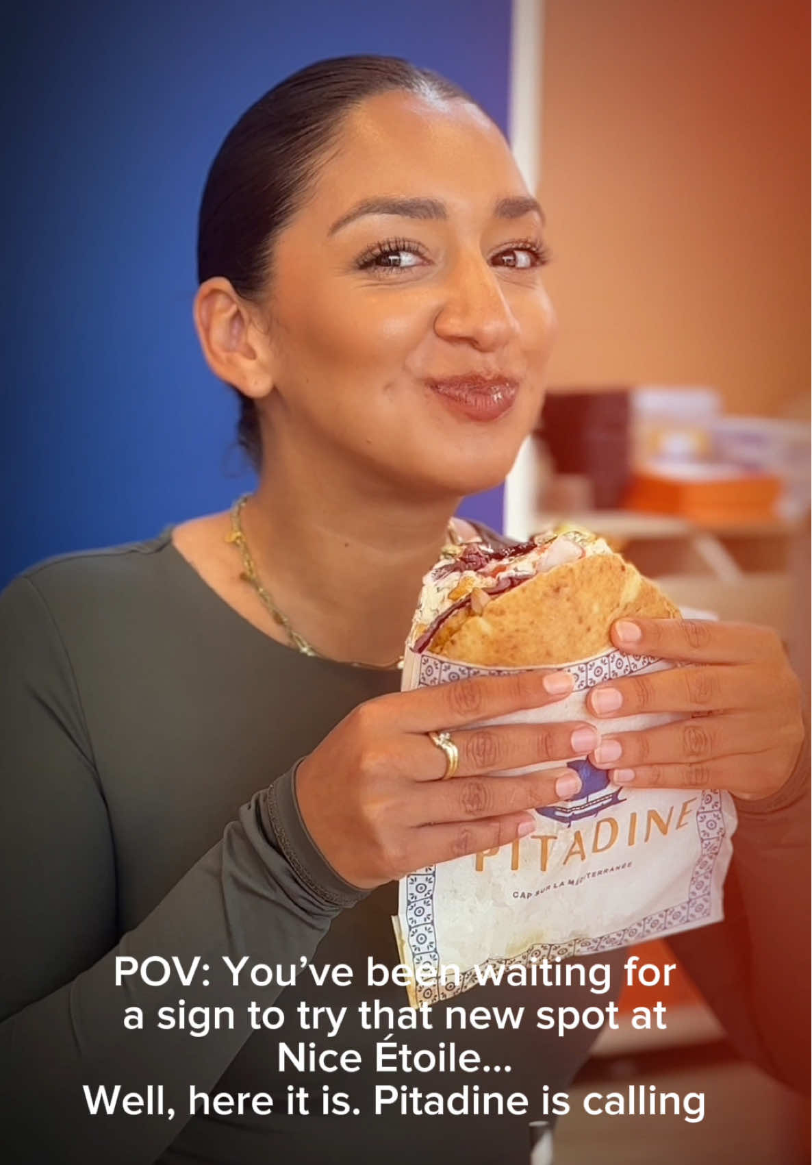 POV: This is your sign to try the best pita in Nice. Fresh. Flavorful. Addictive. Welcome to Pitadine — Mediterranean street food like you’ve never tasted. Tag someone who needs to try this! #NiceFoodie #PitadineNice #MediterraneanEats #StreetFoodVibes #TikTokFoodie 