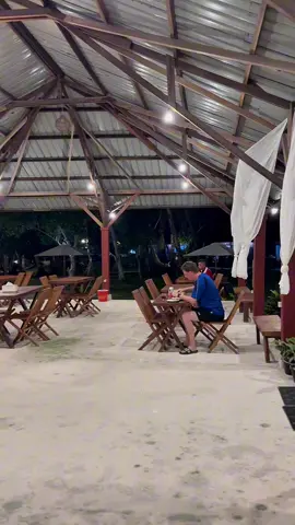 Dinner at Raflow Resort ✨ #CapCut #rajaampat #rajaampat_papua #waisairajaampat #resort #vacation #fyp #fyppppppppppppppppppppppp #foryou #foryoupage #rajaampatthelastparadaise #raflowresortrajaampat #rajaampatislands 