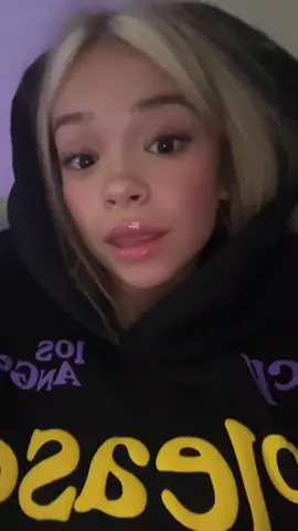 preslee old video #fyp #fypage #foryoupage #foryou #blowup #preslee #presleeteeth 