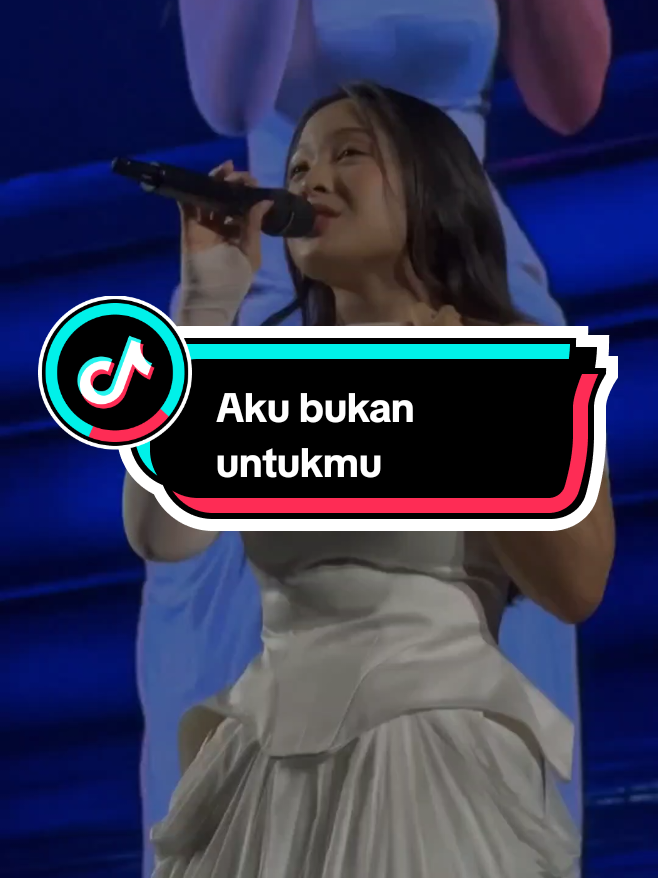 Bernadya - Aku Bukan Untukmu  Rossa Here I AM Concert  .  .  .  #bernadya #akubukanuntukmu #rossadiva #iamconcert #lagugalau #fyp 