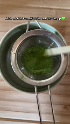 Try it. Your body will thank you. 💚🍵 #matcha #matchatea #matchalover #strawberrymatcha #collagendrink #collagen #fy #fyp #matchaglow #morningroutine #comingsoon #switzerland #zürich 