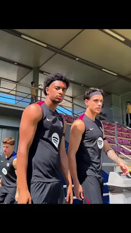 the boys today ❤️  • • • • • • • #foryоuu #foryoupagee #spain #pedrigonzalez #hectorfort #lamineyamal #pablogavi #fcbarcelona #footballtiktok #footballedit 