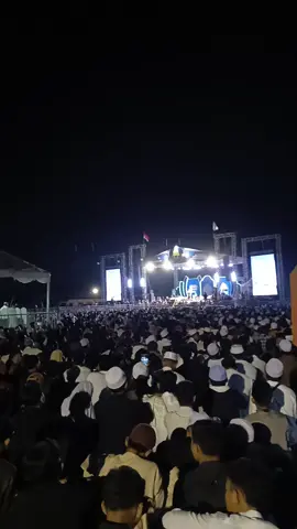 NTB ,,,Ustaz Abdul Somad #xbandara Selaparang lombok# #sholawat Mafia# #lelaki Hebat#Assalamualaikum 