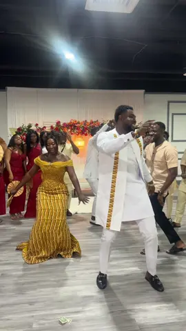 Enough said! 😍 #ghanatiktok🇬🇭 #ghanabride #viralwedding #bellanaijaweddings #ghanawedding #ghanaweddings #ghanatradweddings 