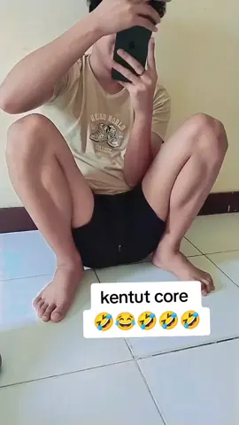 si tukang kentut #hastagfyp #ngakakkocak #videolucu #kentut #fypシ゚viral #virallucu #kentutdibulan @Arya_Wardana 