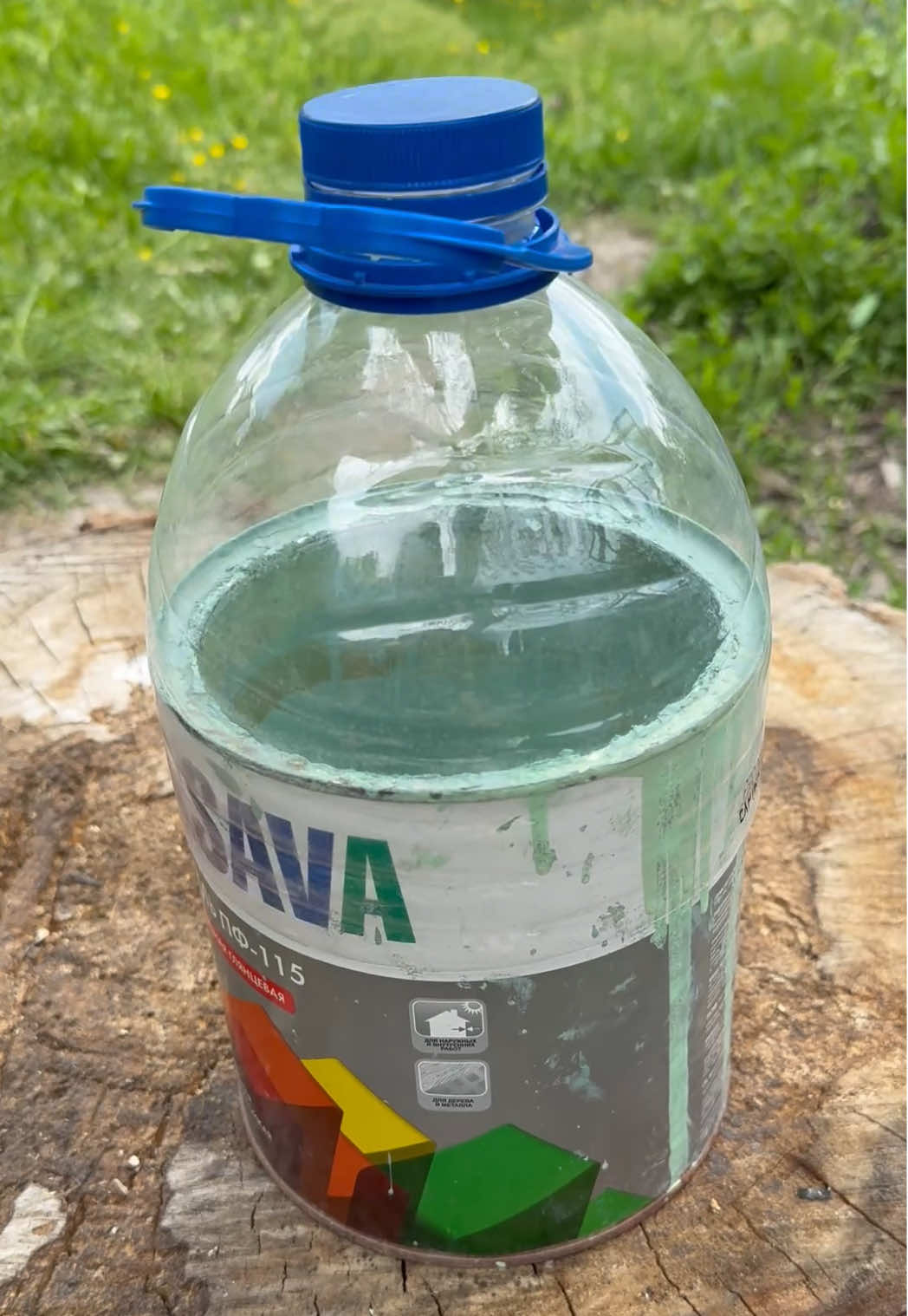 This Guy Made Paint Usage Much More Convenient #shorts #DIY #tips #tricks #gardening #tools #life